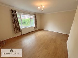 Lounge- click for photo gallery
